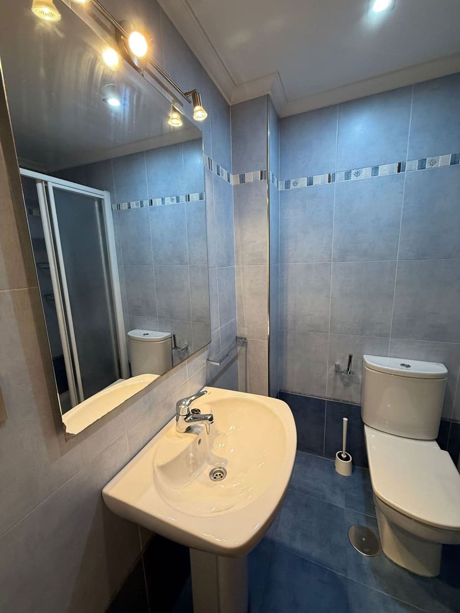 2 quarto Apartamento para arrendar em Oviedo com garagem - 750 € (Ref: 9575507)