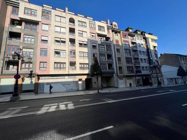 2 bedroom Apartment for rent in Centro Urbano, Oviedo with garage - € 790 (Ref: 9669851)