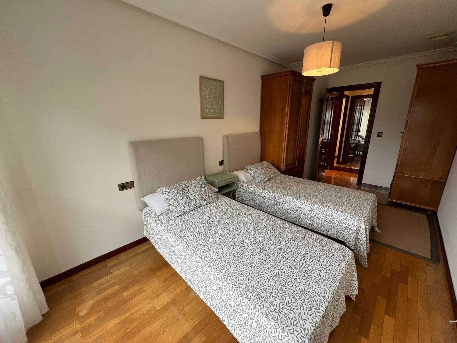 2 bedroom Apartment for rent in Oviedo with garage - € 790 (Ref: 9669851)