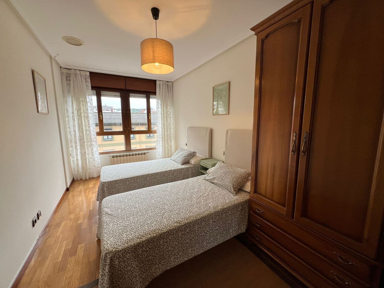 2 bedroom Apartment for rent in Oviedo with garage - € 790 (Ref: 9669851)