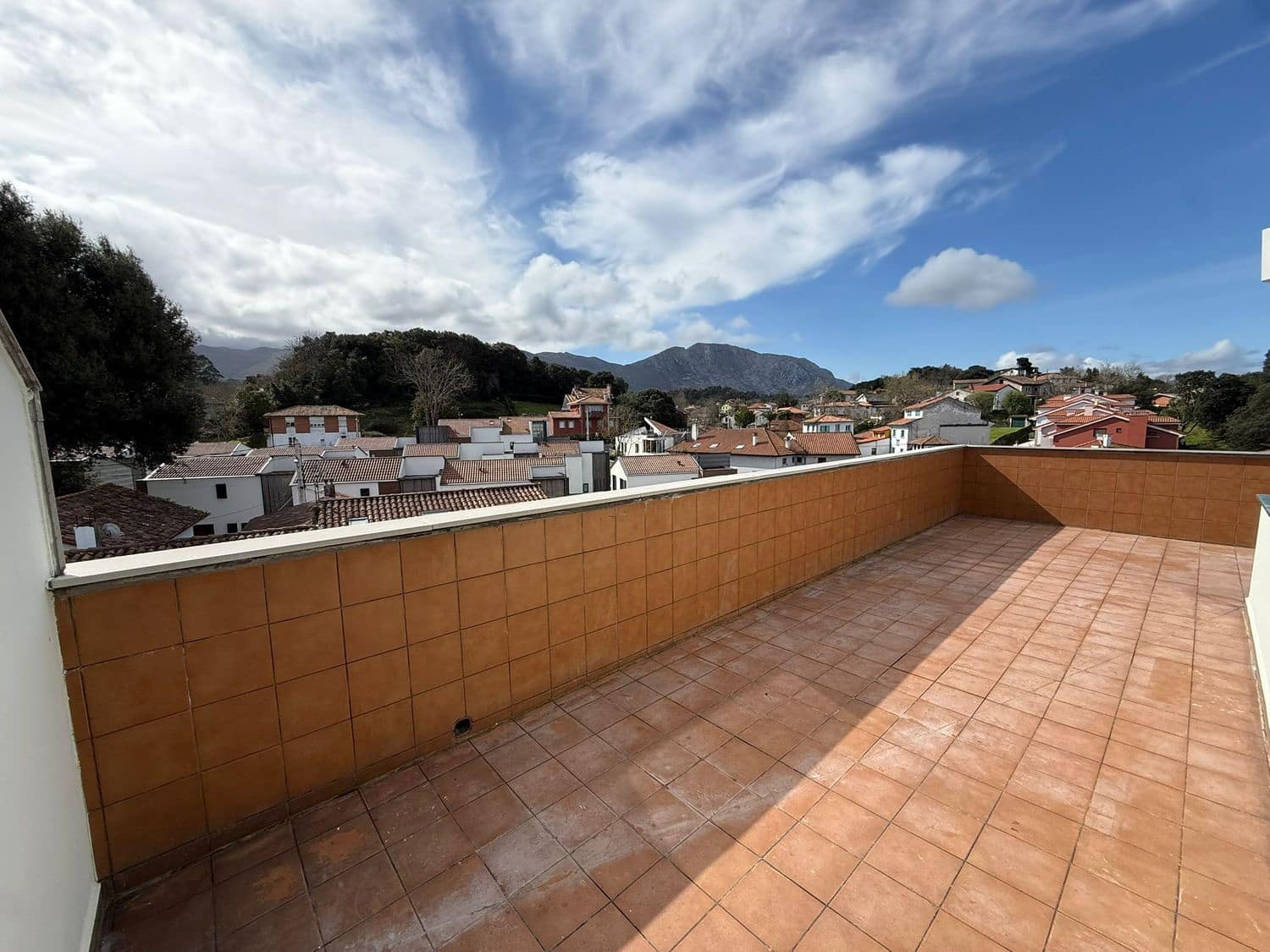 Apartamento de 1 habitación en Celorio (Llanes) en venta con piscina garaje - 275.000 € (Ref: 9676811)