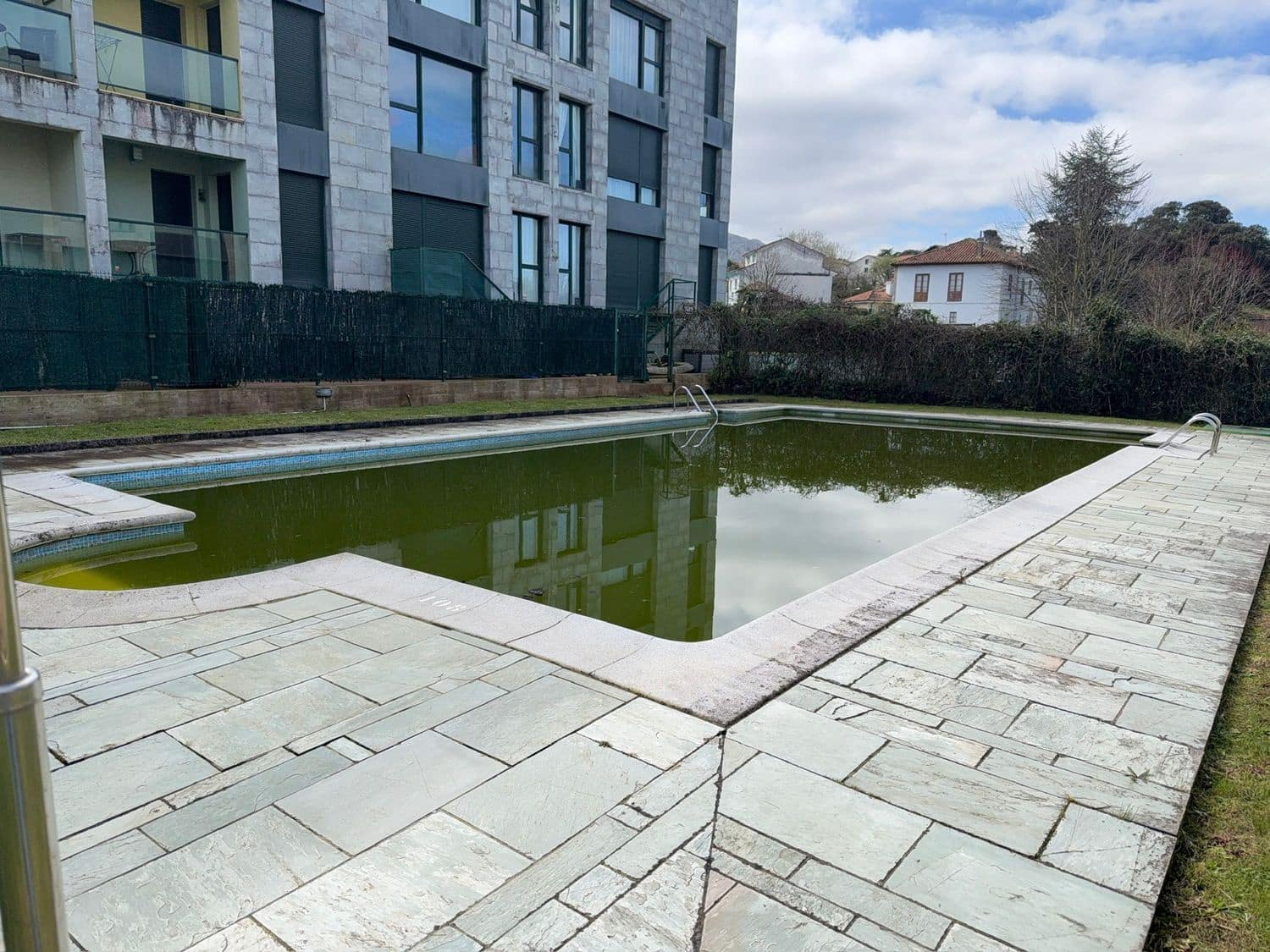 Apartamento de 1 habitación en Celorio (Llanes) en venta con piscina garaje - 275.000 € (Ref: 9676811)