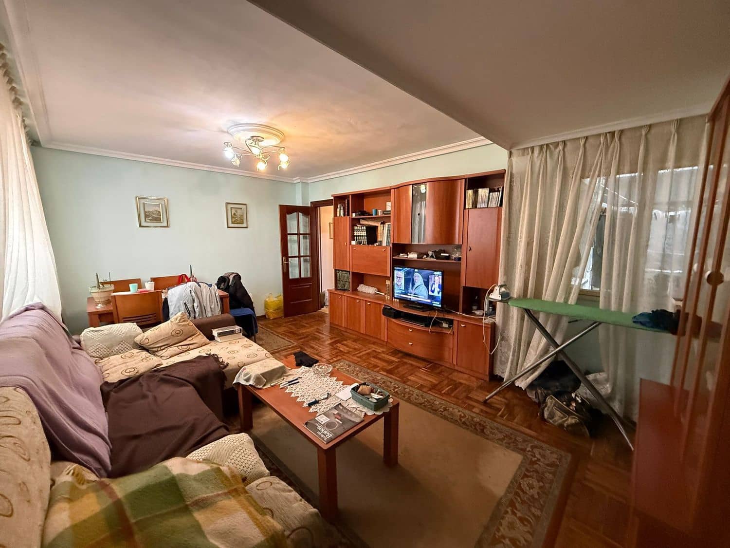 3 bedroom Apartment for sale in Oviedo with garage - € 133,000 (Ref: 9697986)