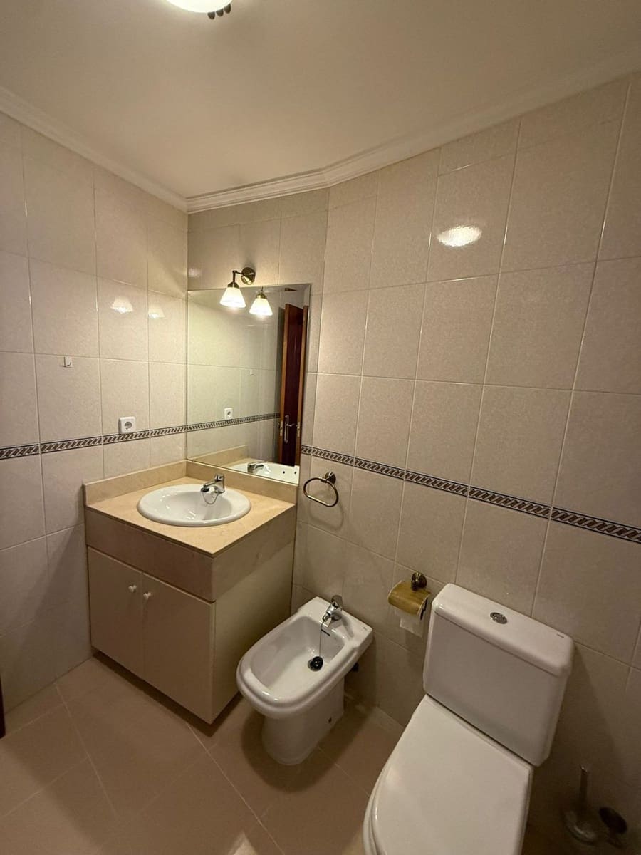 3 slaapkamer Appartement te koop in Oviedo met garage - € 350.000 (Ref: 9719533)