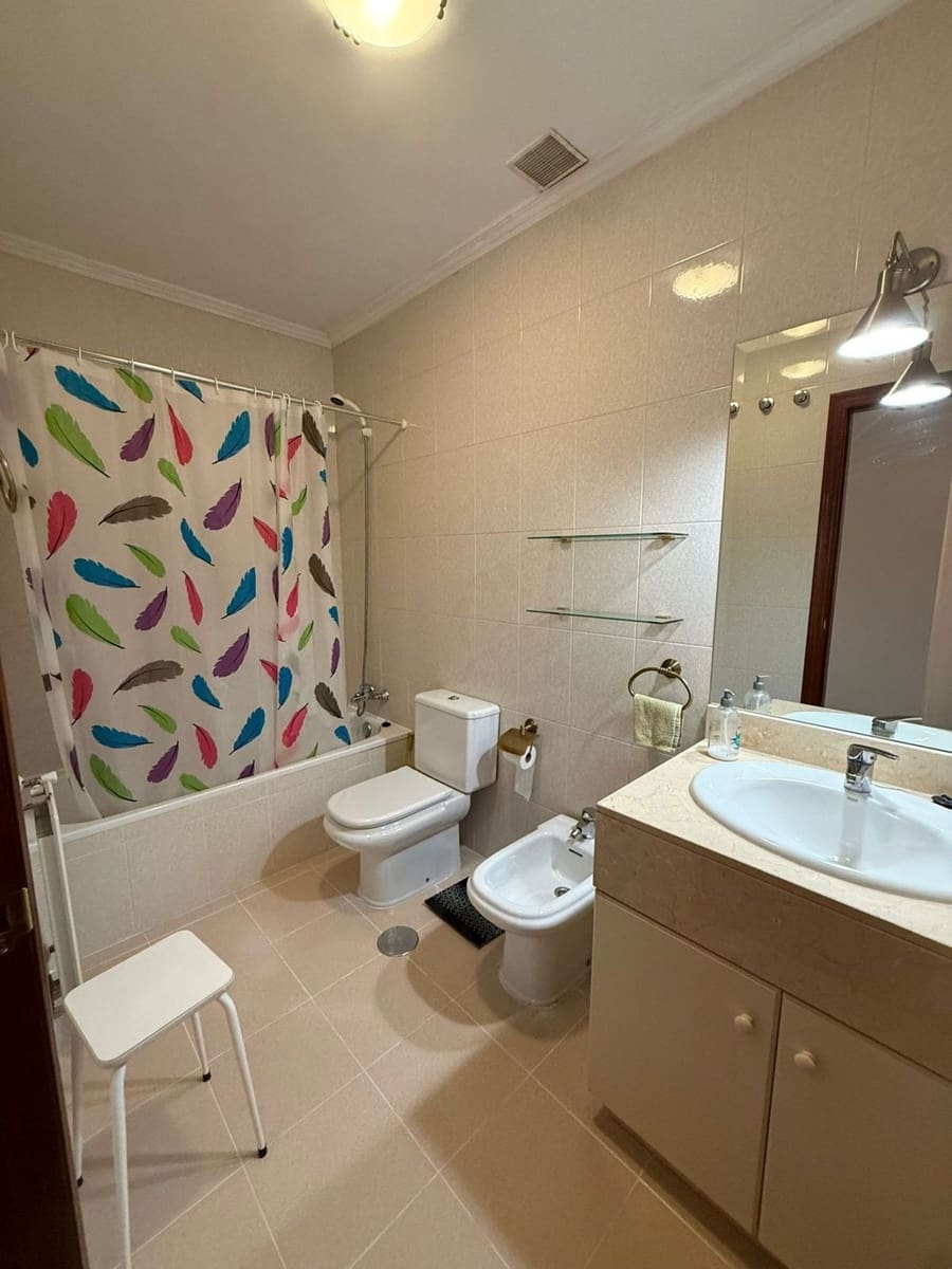 3 slaapkamer Appartement te koop in Oviedo met garage - € 350.000 (Ref: 9719533)