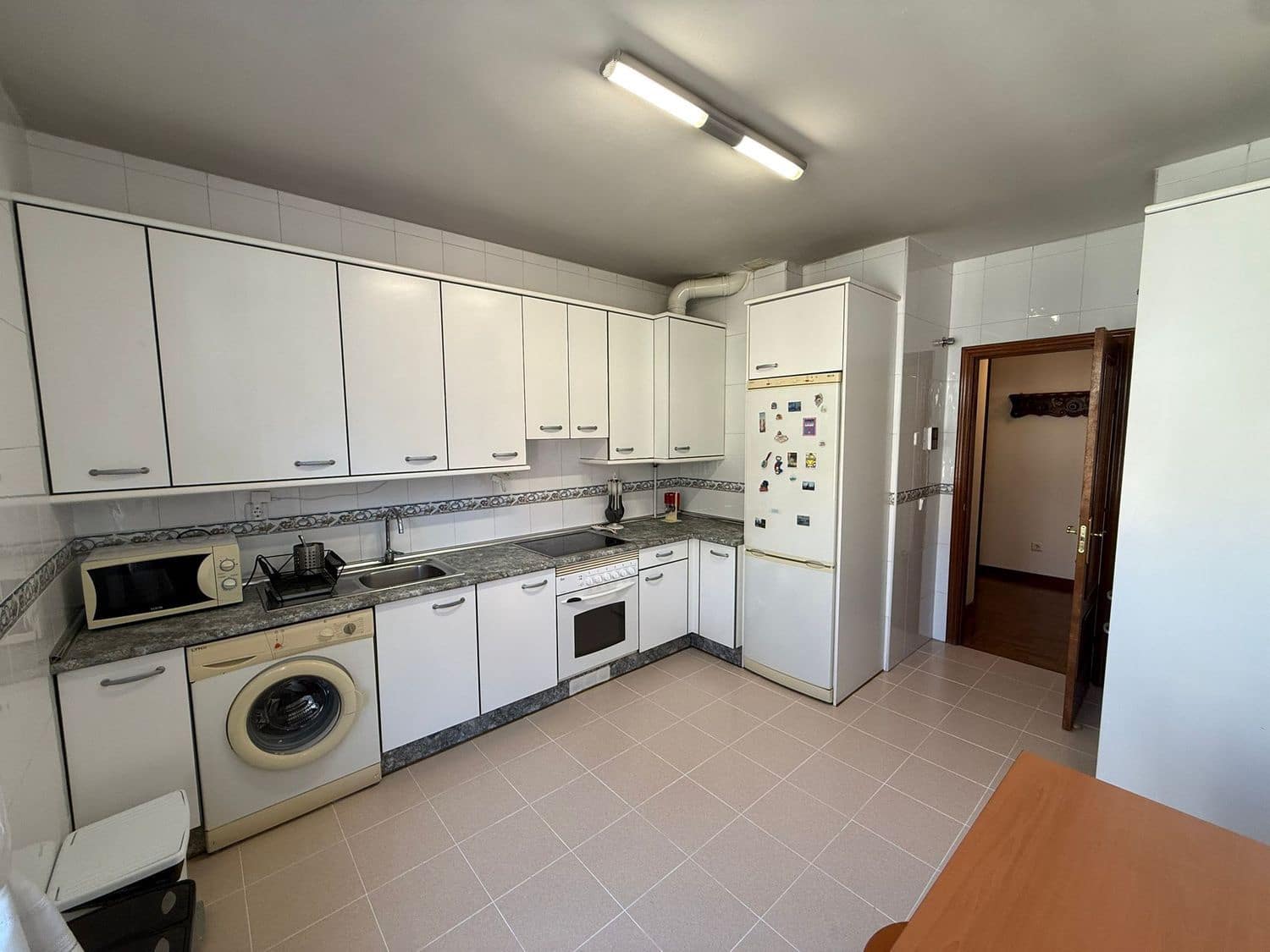 3 slaapkamer Appartement te koop in Oviedo met garage - € 350.000 (Ref: 9719533)