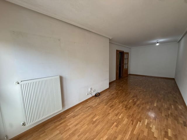 Apartamento de 2 habitaciones en Centro Urbano, Oviedo en venta con garaje - 235.000 € (Ref: 9835262)