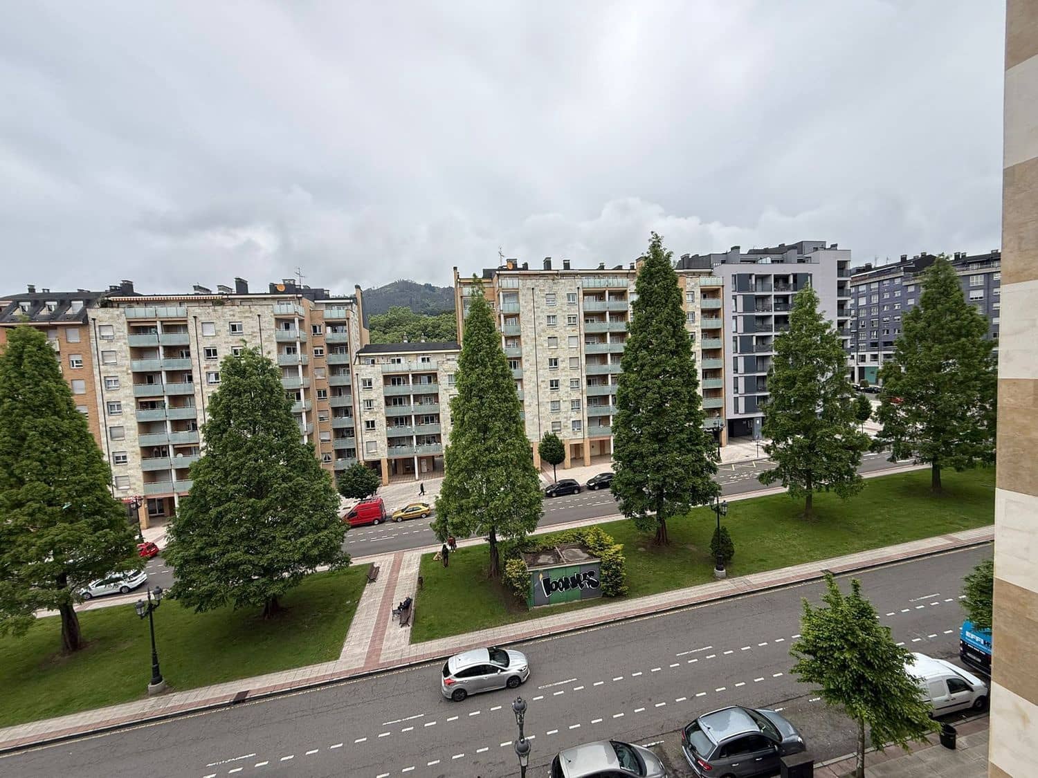 2 bedroom Apartment for sale in Oviedo with garage - € 235,000 (Ref: 9835262)