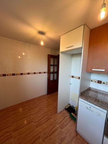 3 bedroom Apartment for rent in Nava - € 650 (Ref: 9895645)