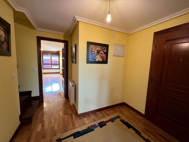 3 bedroom Apartment for rent in Nava - € 650 (Ref: 9895645)
