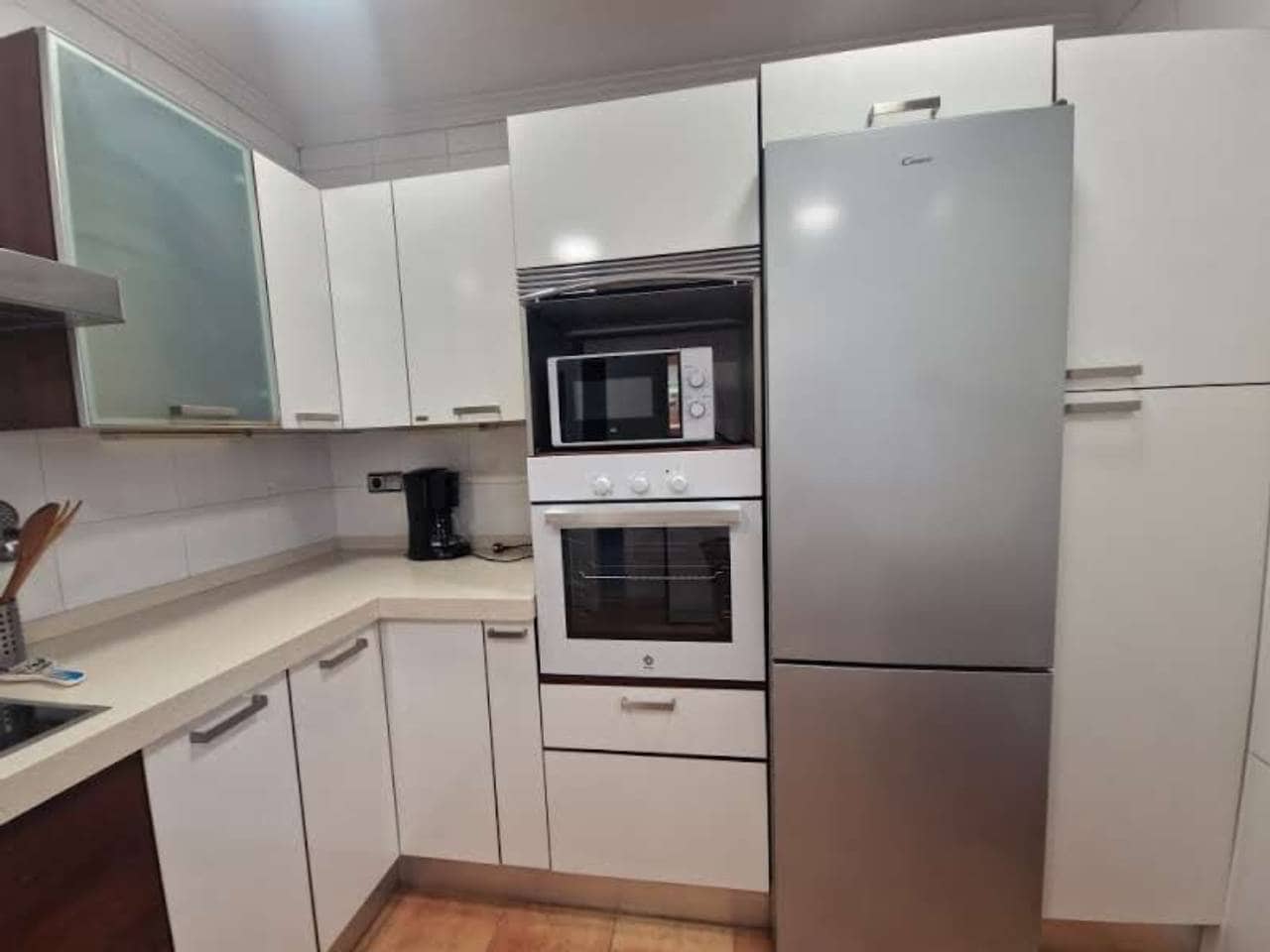 2 slaapkamer Flat te huur in Bilbao - € 1.200 (Ref: 10008147)