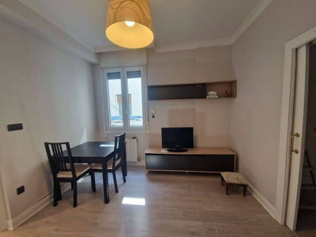 Appartement de 2 chambres à louer à Bilbao - 1 200 € (Ref: 10008147)