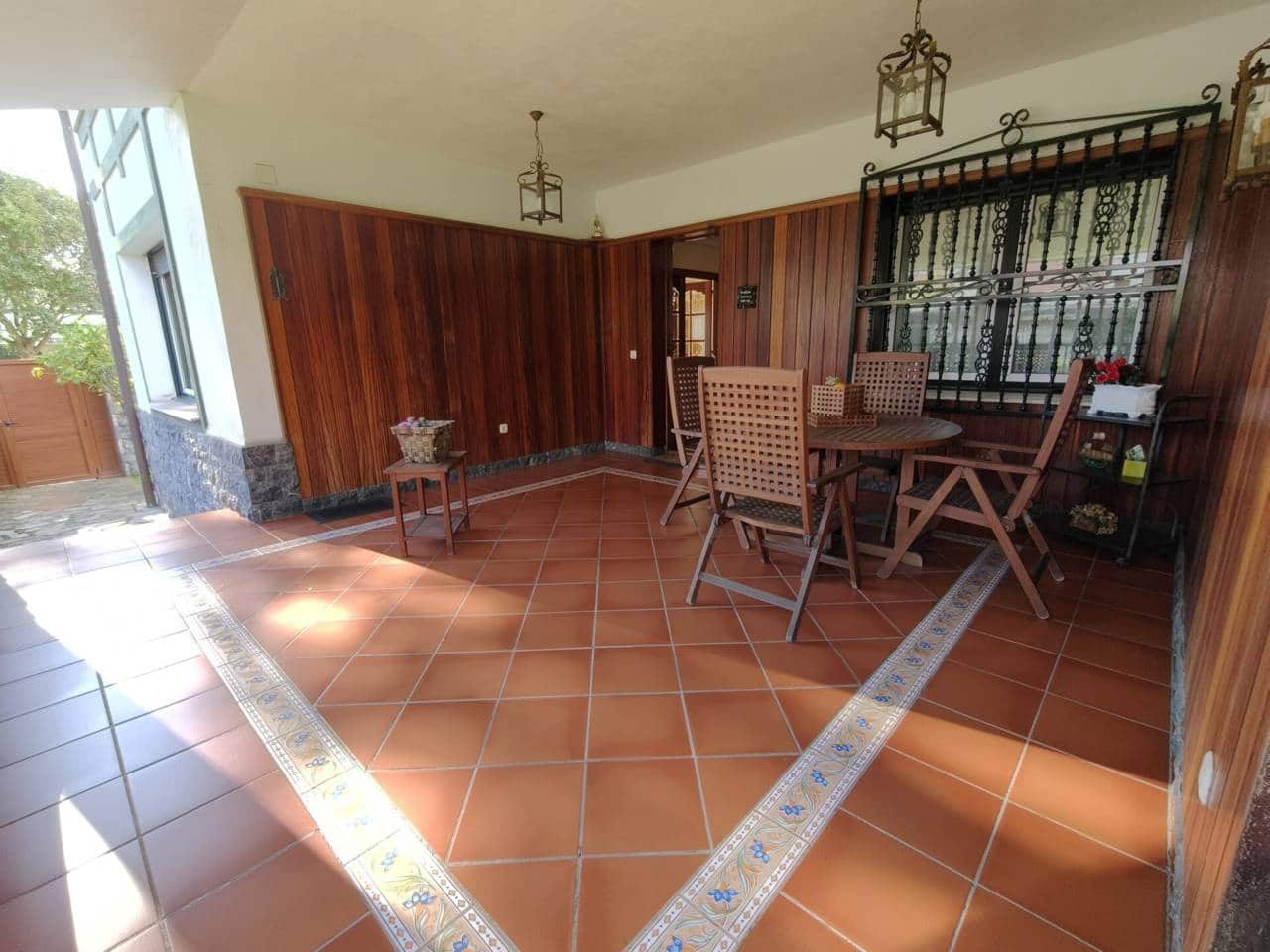 5 bedroom Villa for sale in Leioa with garage - € 1,750,000 (Ref: 10042310)