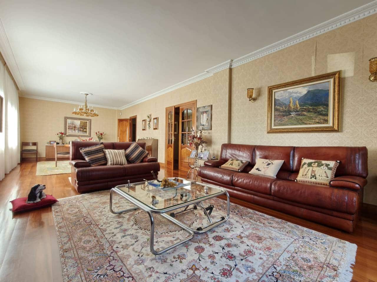 5 bedroom Villa for sale in Leioa with garage - € 1,750,000 (Ref: 10042310)