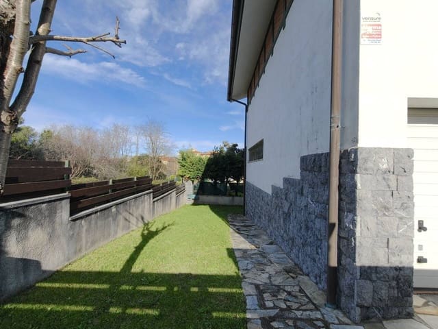 5 bedroom Villa for sale in Leioa with garage - € 1,750,000 (Ref: 10042310)