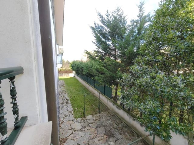 5 bedroom Villa for sale in Leioa with garage - € 1,750,000 (Ref: 10042310)