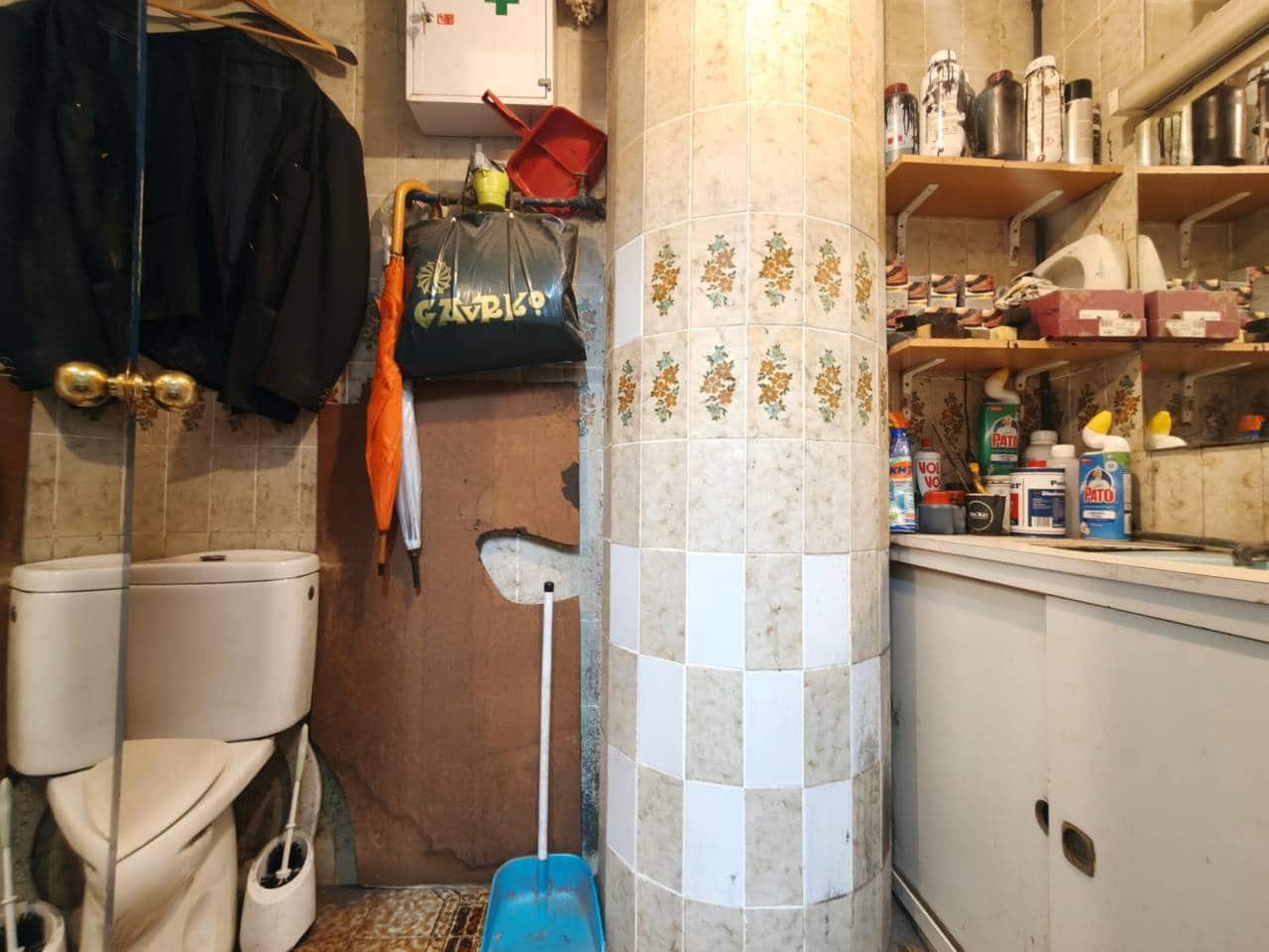Kommersiell til salgs i Bilbao - € 160 000 (Ref: 10054585)