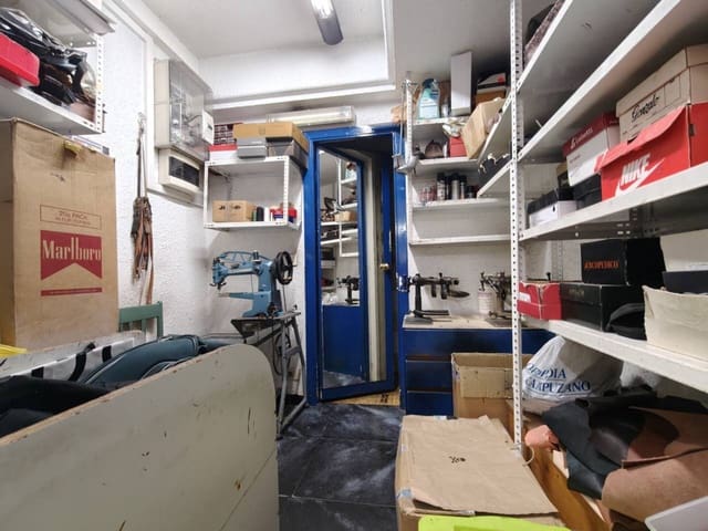 Kommersiell til salgs i Bilbao - € 160 000 (Ref: 10054585)