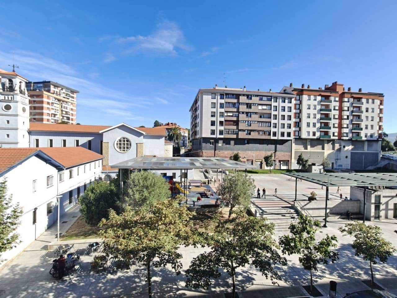 Piso de 2 habitaciones en Erandio en alquiler - 1.100 € (Ref: 10099032)