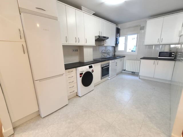 Piso de 2 habitaciones en Erandio en alquiler - 1.100 € (Ref: 10099032)