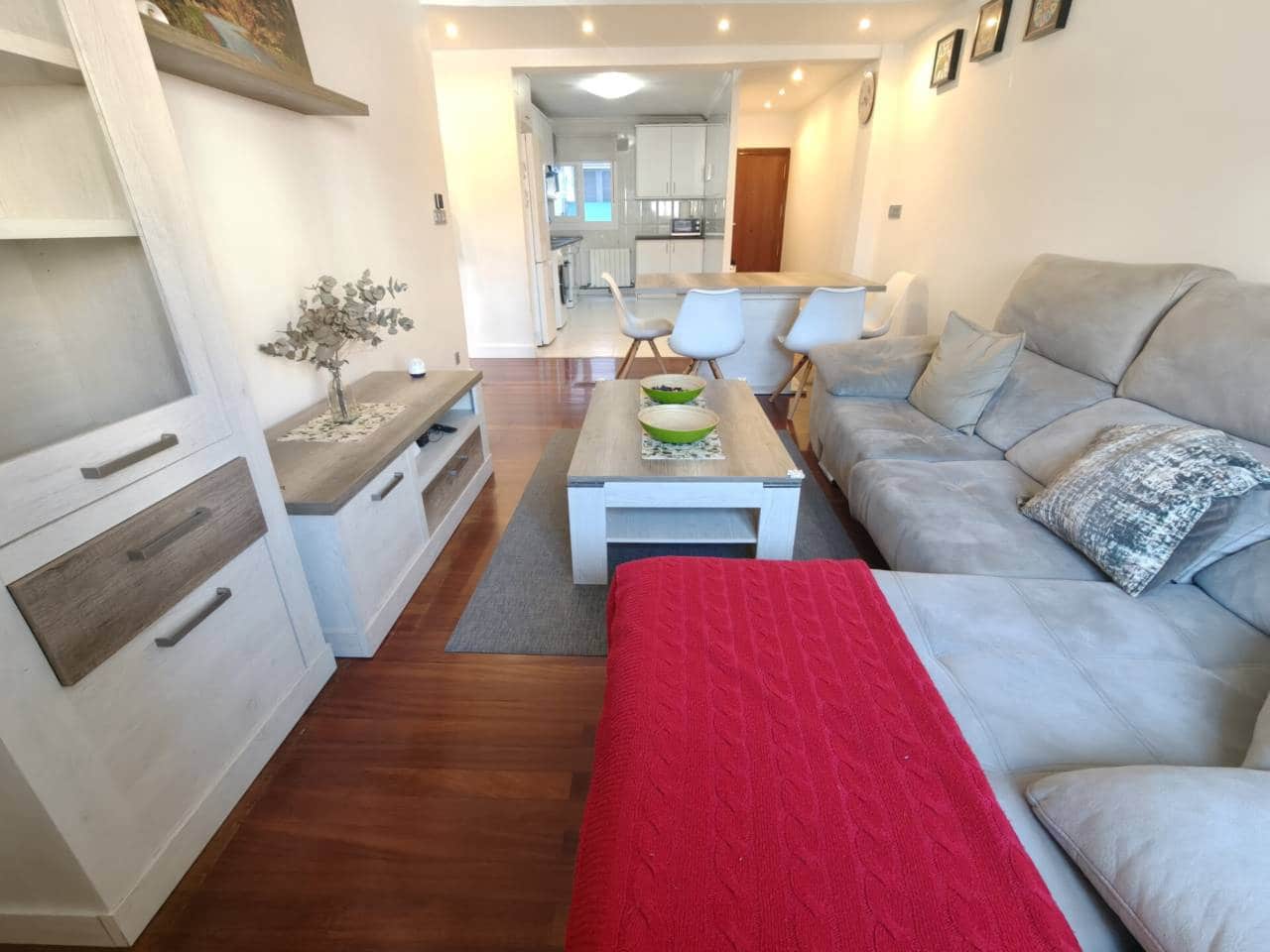 Piso de 2 habitaciones en Erandio en alquiler - 1.100 € (Ref: 10099032)