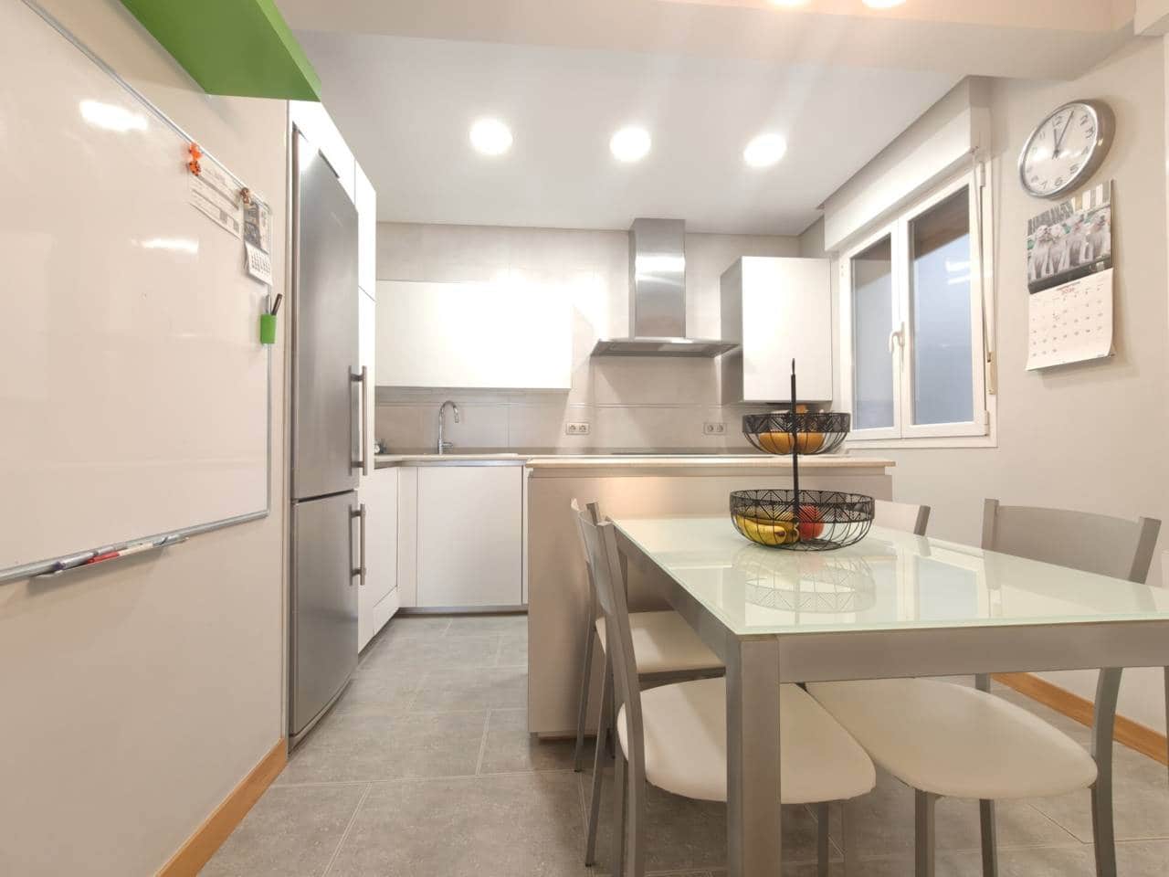 2 sovrum Lägenhet till salu i Bilbao med garage - 498 000 € (Ref: 10099033)