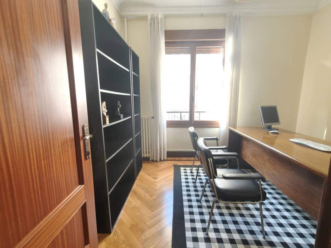 4 sypialnia Mieszkanie na sprzedaż w Bilbao - 495 000 € (Ref: 10118592)