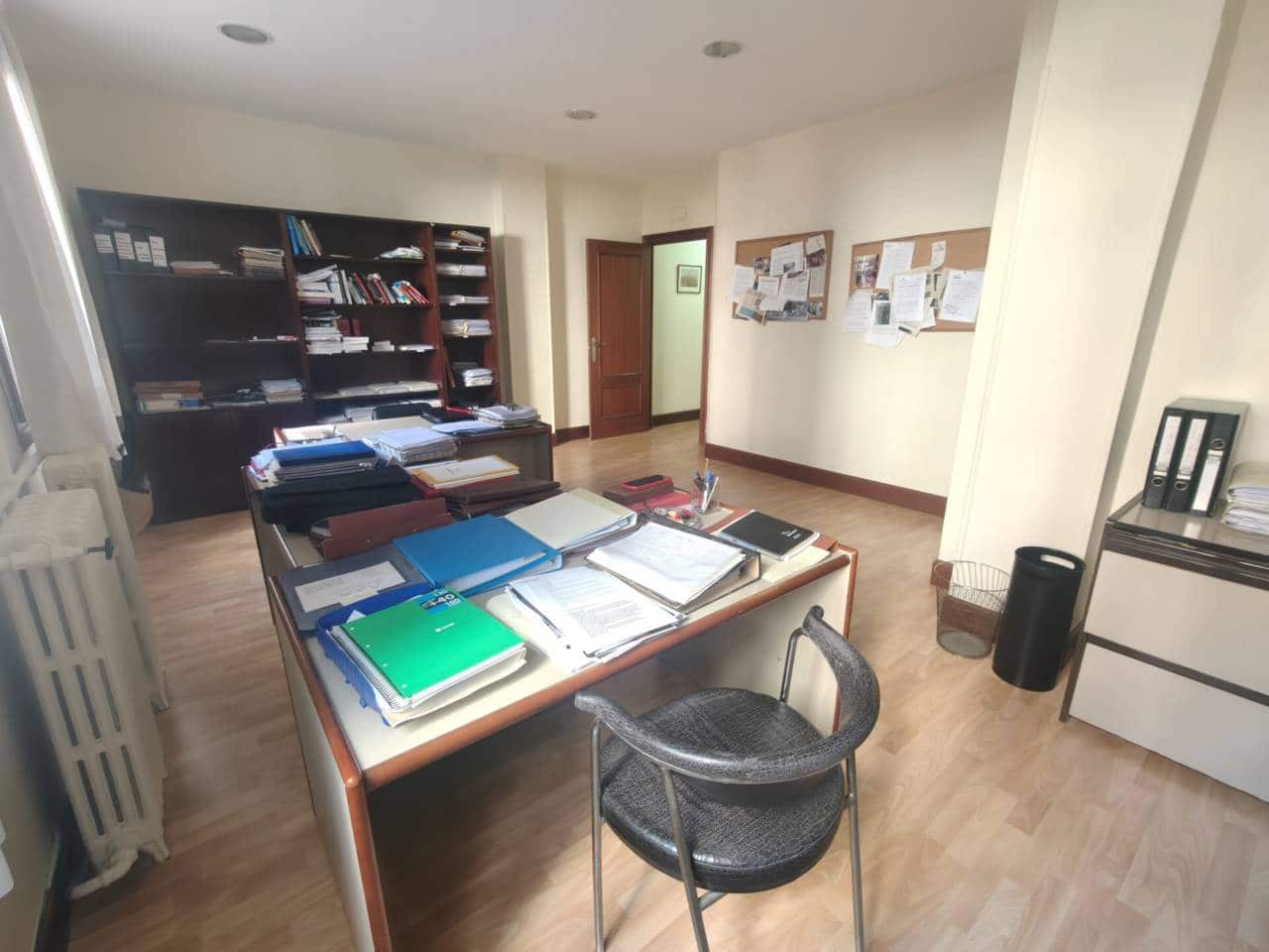 4 sypialnia Mieszkanie na sprzedaż w Bilbao - 495 000 € (Ref: 10118592)