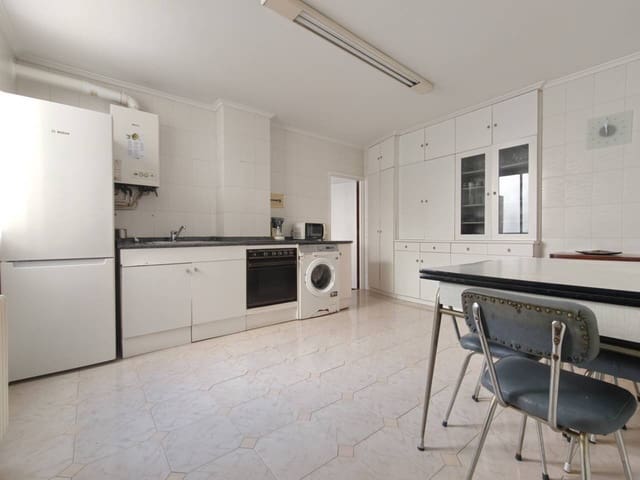 Piso de 2 habitaciones en Bilbao en venta - 435.000 € (Ref: 10145649)