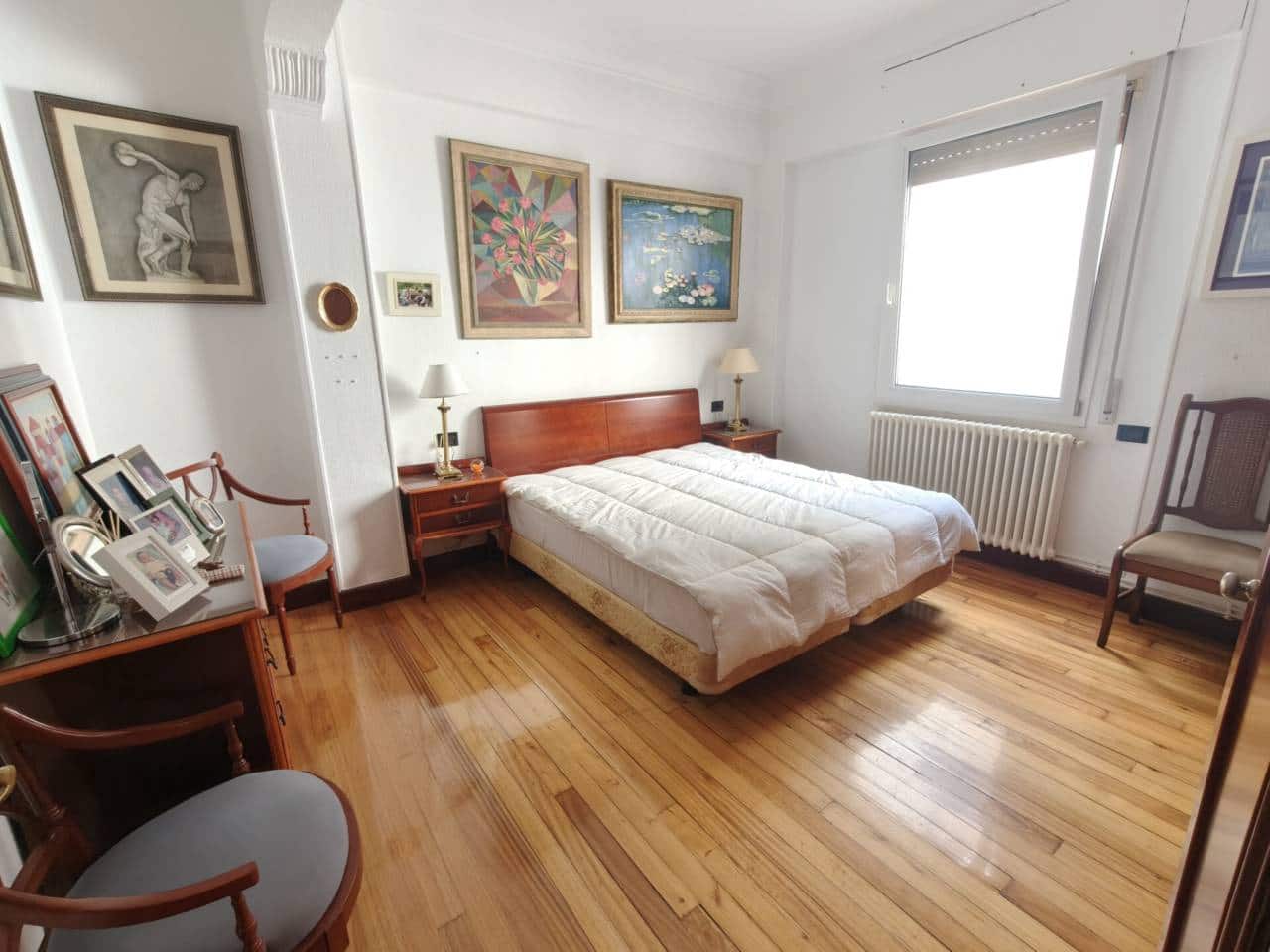 Piso de 2 habitaciones en Bilbao en venta - 435.000 € (Ref: 10145649)