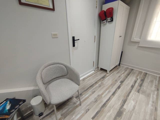 Escritório para arrendar em Bilbao - 650 € (Ref: 10148092)