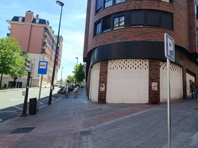 Kaupallinen myytävänä paikassa Bilbao - 200 000 € (Ref: 10169415)