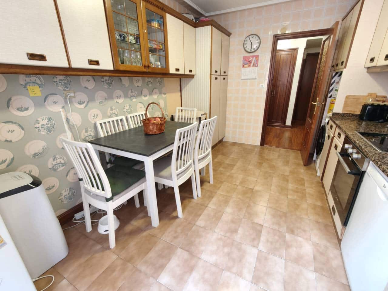 3 soveværelse Lejlighed til salg i Bilbao - € 380.000 (Ref: 10170407)