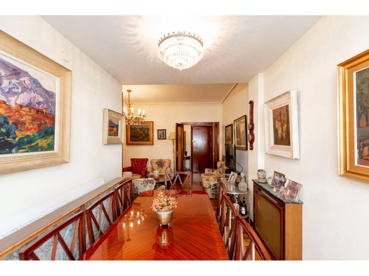 4 chambre Appartement à vendre à Bilbao avec garage - 682 000 € (Ref: 10182426)
