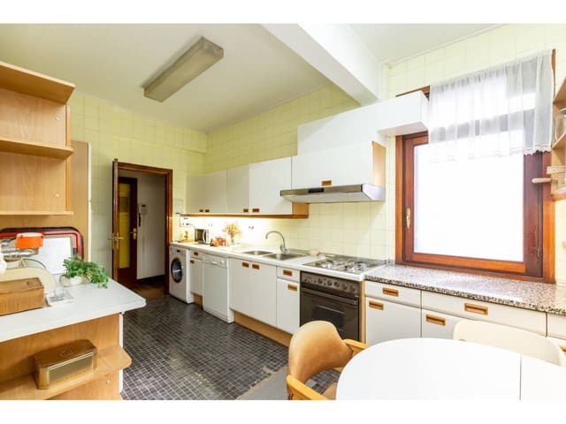 4 Zimmer Wohnung zu verkaufen in Bilbao mit Garage - 682.000 € (Ref: 10182426)