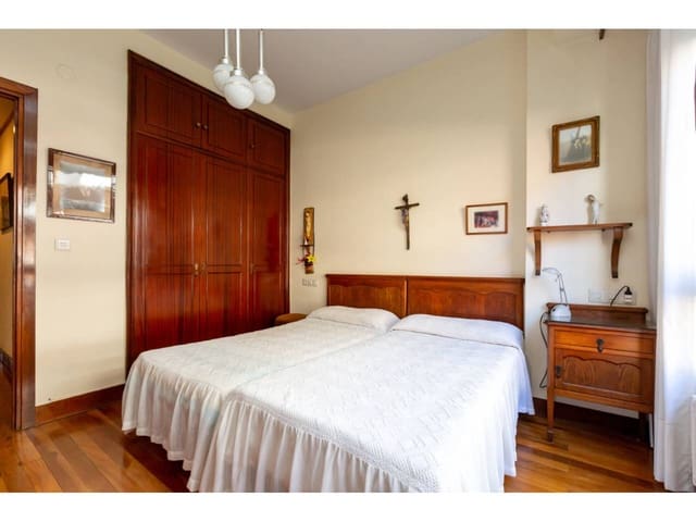 4 Zimmer Wohnung zu verkaufen in Bilbao mit Garage - 682.000 € (Ref: 10182426)