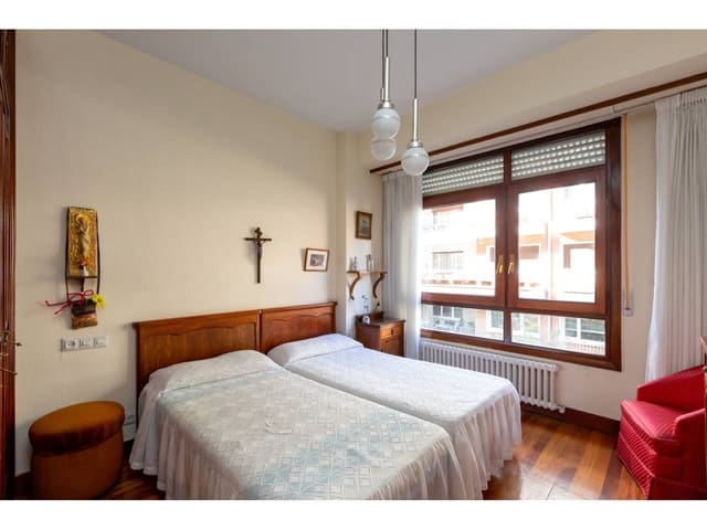 4 Zimmer Wohnung zu verkaufen in Bilbao mit Garage - 682.000 € (Ref: 10182426)