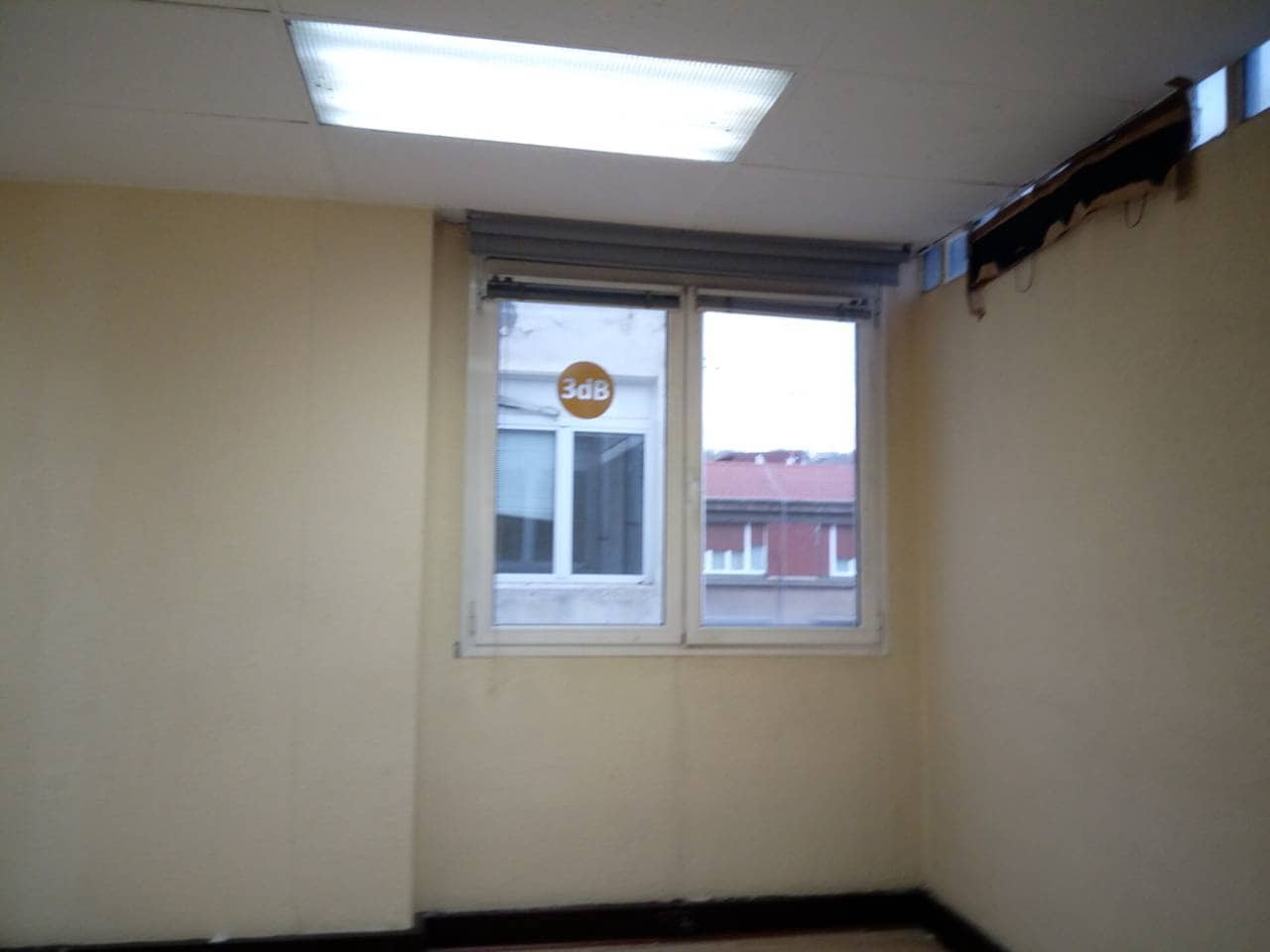 Bureau à louer à Bilbao - 450 € (Ref: 3860226)