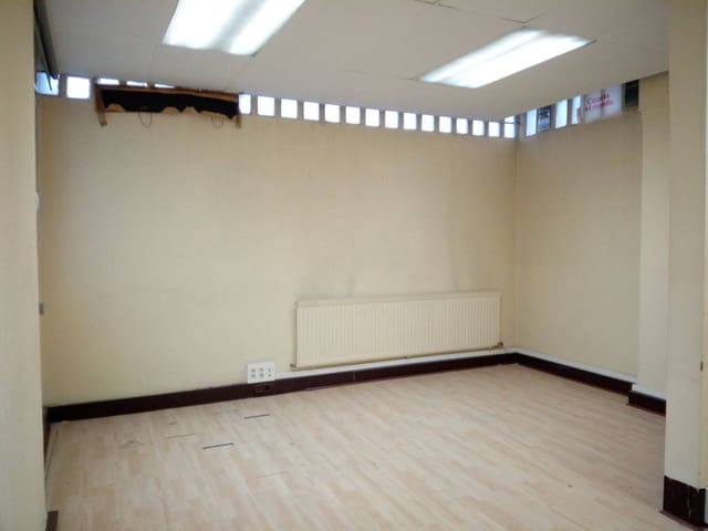 Office for rent in Bilbao - € 450 (Ref: 3860226)