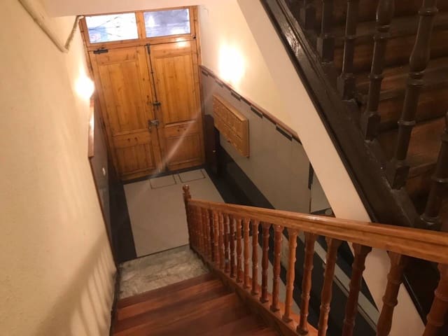 6 sypialnia Mieszkanie na sprzedaż w Bilbao - 330 000 € (Ref: 3860367)