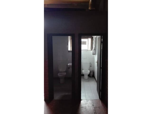 Kommersiell til salgs i Bilbao - € 240 000 (Ref: 3860423)