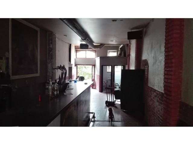 Kommersiell til salgs i Bilbao - € 240 000 (Ref: 3860423)