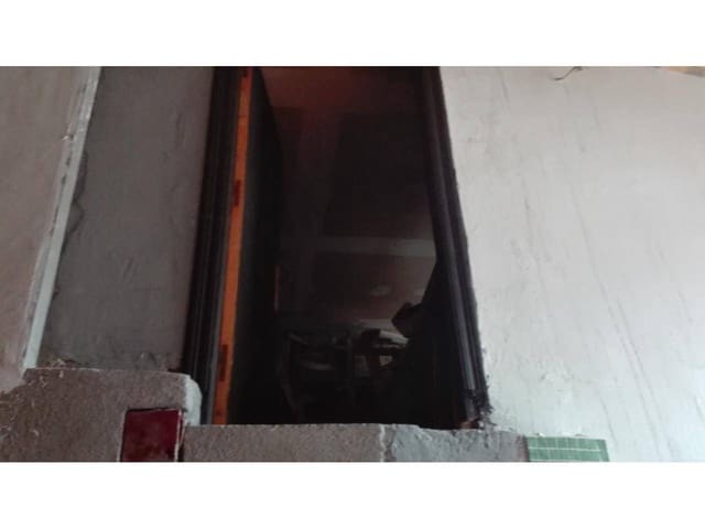 Kommersiell til salgs i Bilbao - € 240 000 (Ref: 3860423)