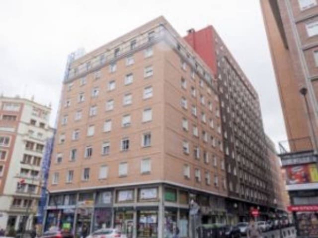 Erhverv til leje i Bilbao - € 560 (Ref: 3861361)