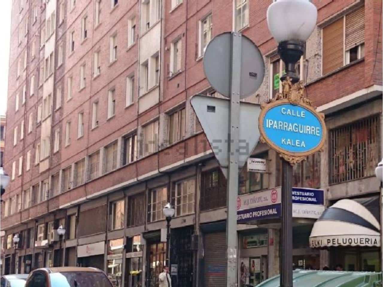 Kommersiell til leie i Bilbao - € 560 (Ref: 3861361)