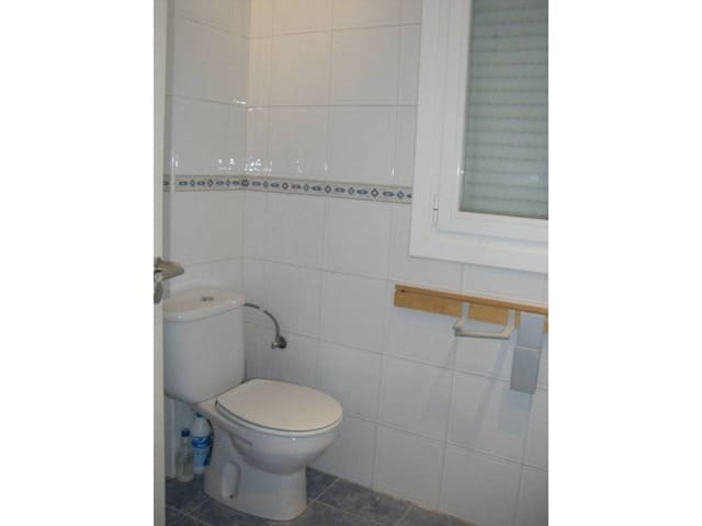 Kontor til salgs i Bilbao - € 80 000 (Ref: 3861419)