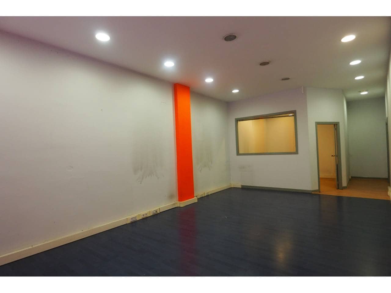 Erhverv til leje i Bilbao - € 1.900 (Ref: 3861469)