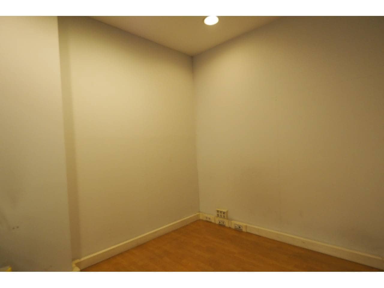 Erhverv til leje i Bilbao - € 1.900 (Ref: 3861469)