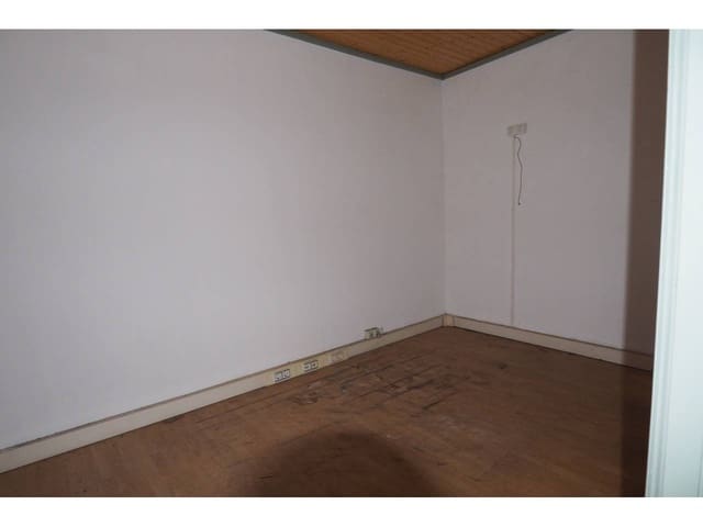 Commercial for rent in Bilbao - € 1,900 (Ref: 3861469)