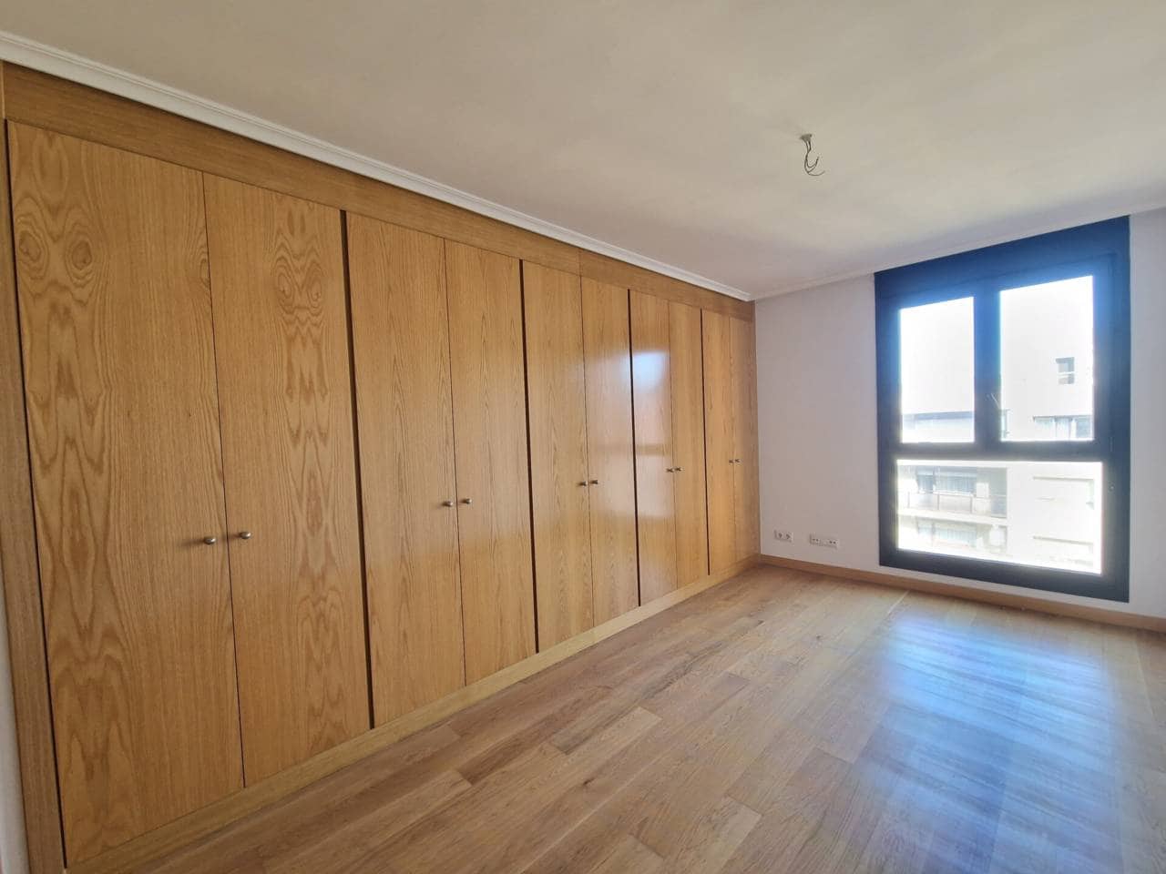 3 soveværelse Lejlighed til salg i Bilbao med garage - € 478.000 (Ref: 3861494)